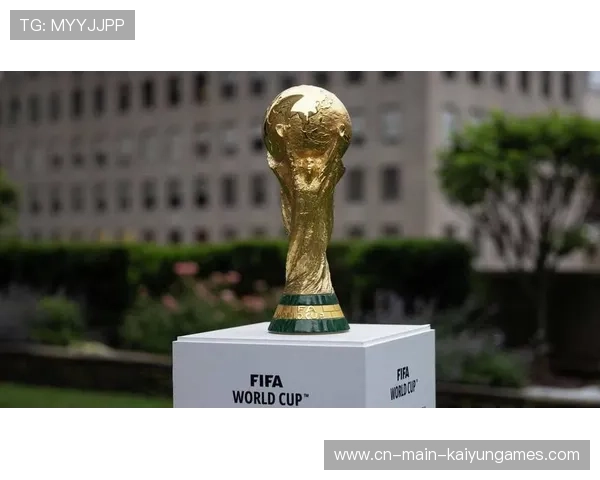 冠军奖杯巡回展，引发城市狂欢